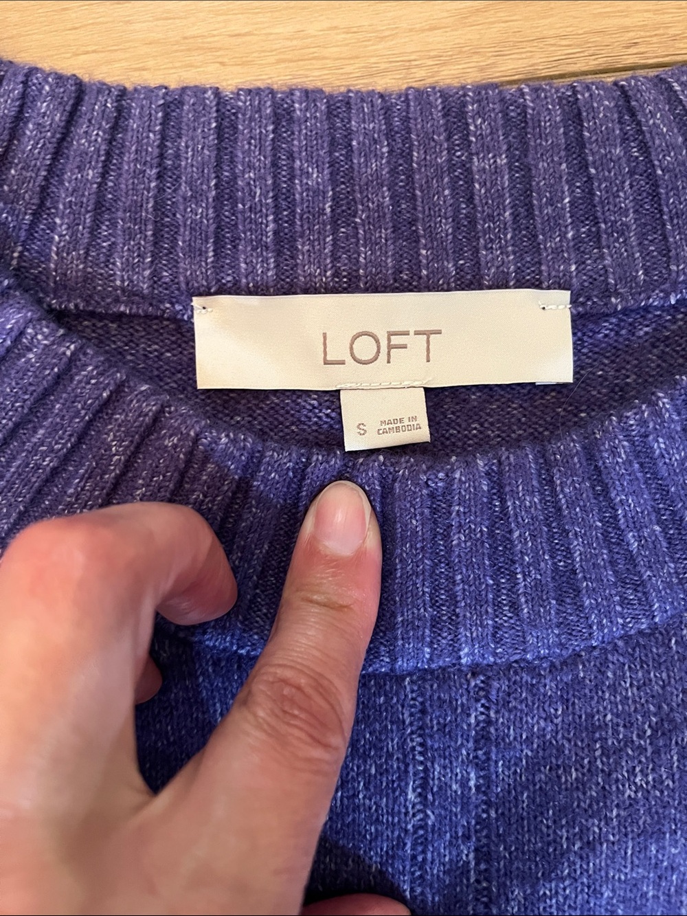 LOFT Seamed Raglan Sweater - Picture 4 of 5